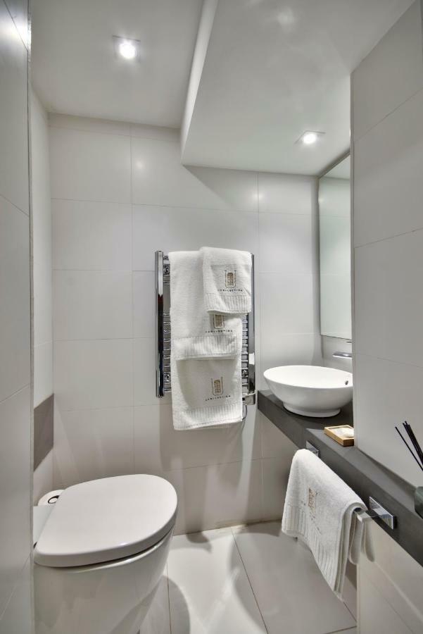 U Collection - A Luxury Collection Suites, * فاليتا